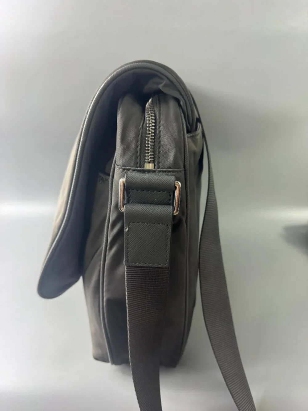 Michael Kors Gay Nylon Messenger Bag